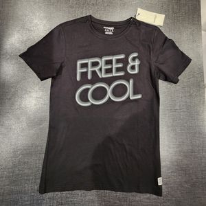 Manguun Boys Tee XL NWT